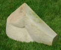 ‘Der Schoß’, Sandstein, ca. 40cm * 30cm * 20cm, Essen, 2007